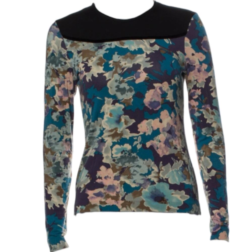 ETRO Knit Top Blouse Shirt Stretchy Very Soft Colorful Artsy Size 4 Round Neck